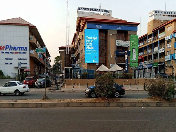Banex Plaza Shut