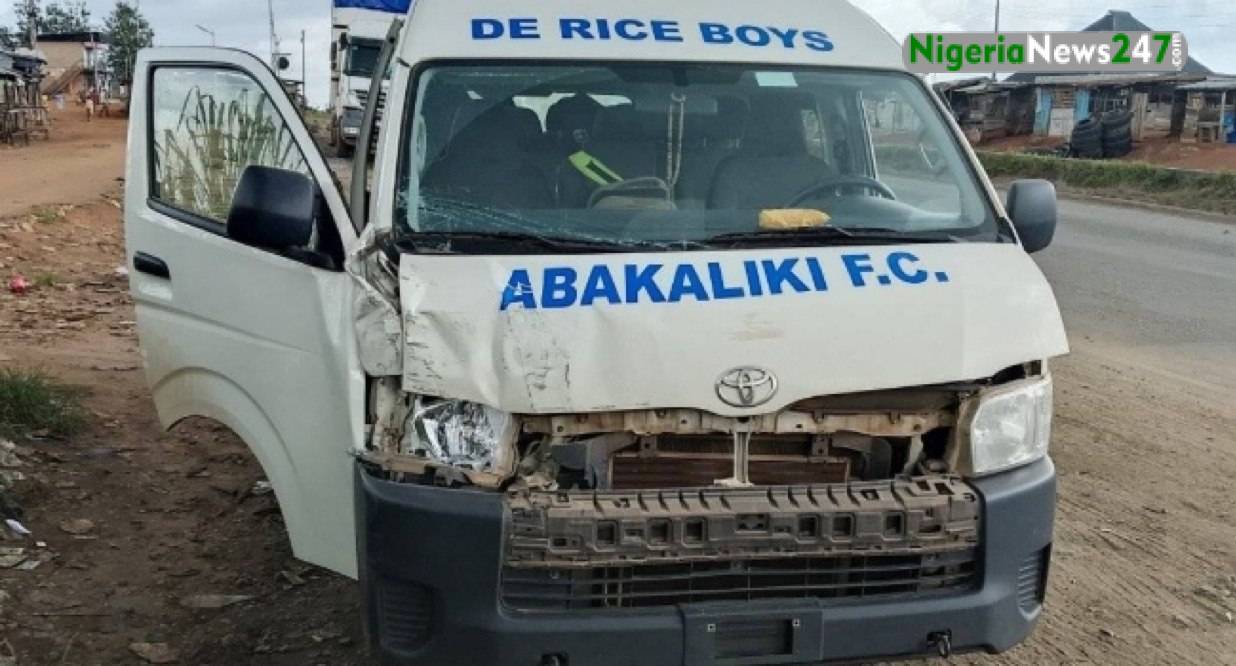 Abakaliki FC crashed vehicle