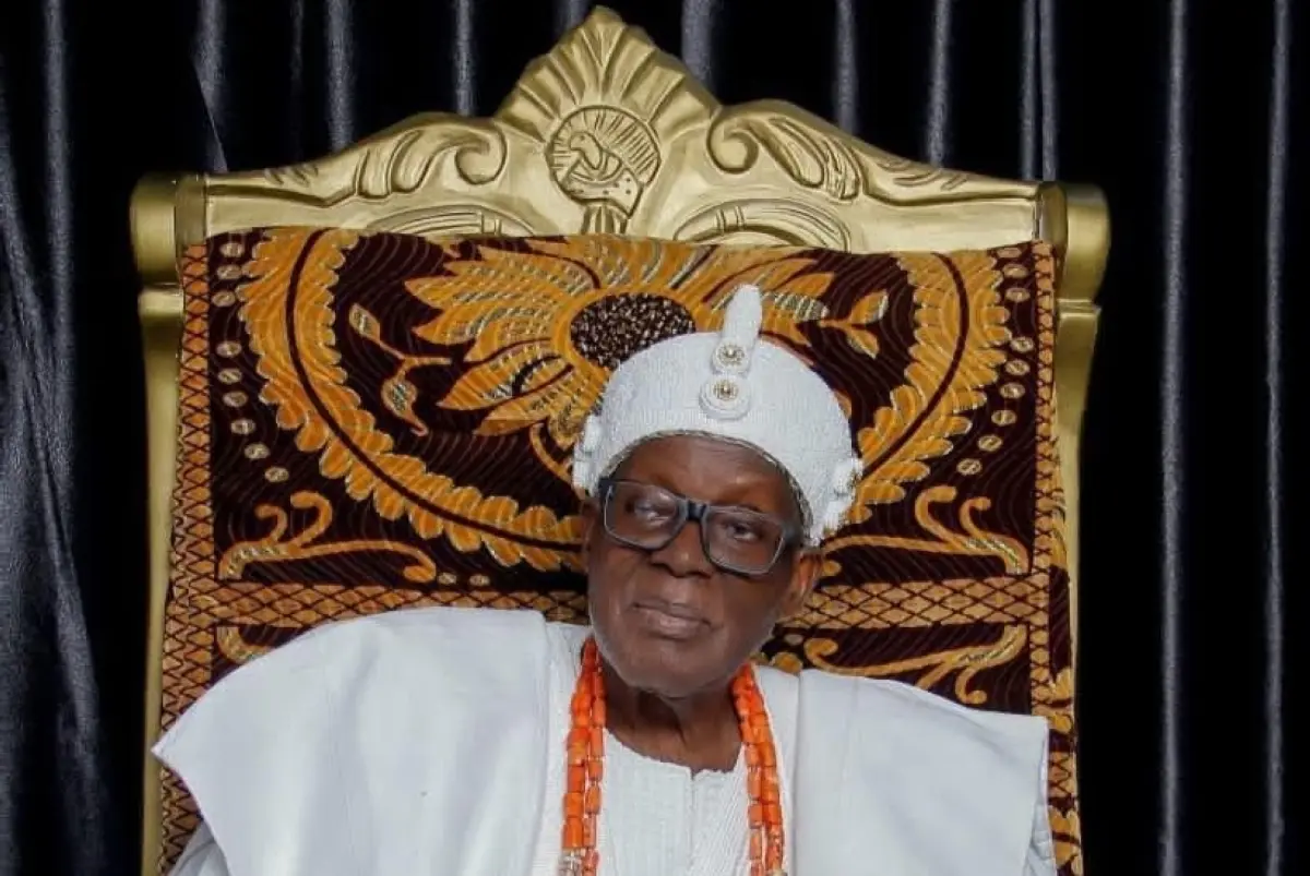 Oba Owolabi Olakulehin