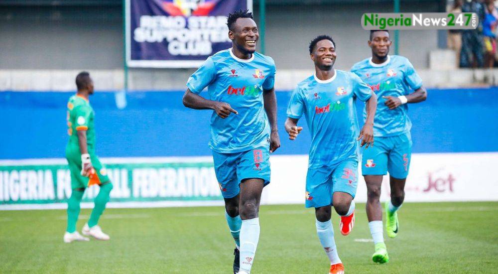 Remo Stars FC players